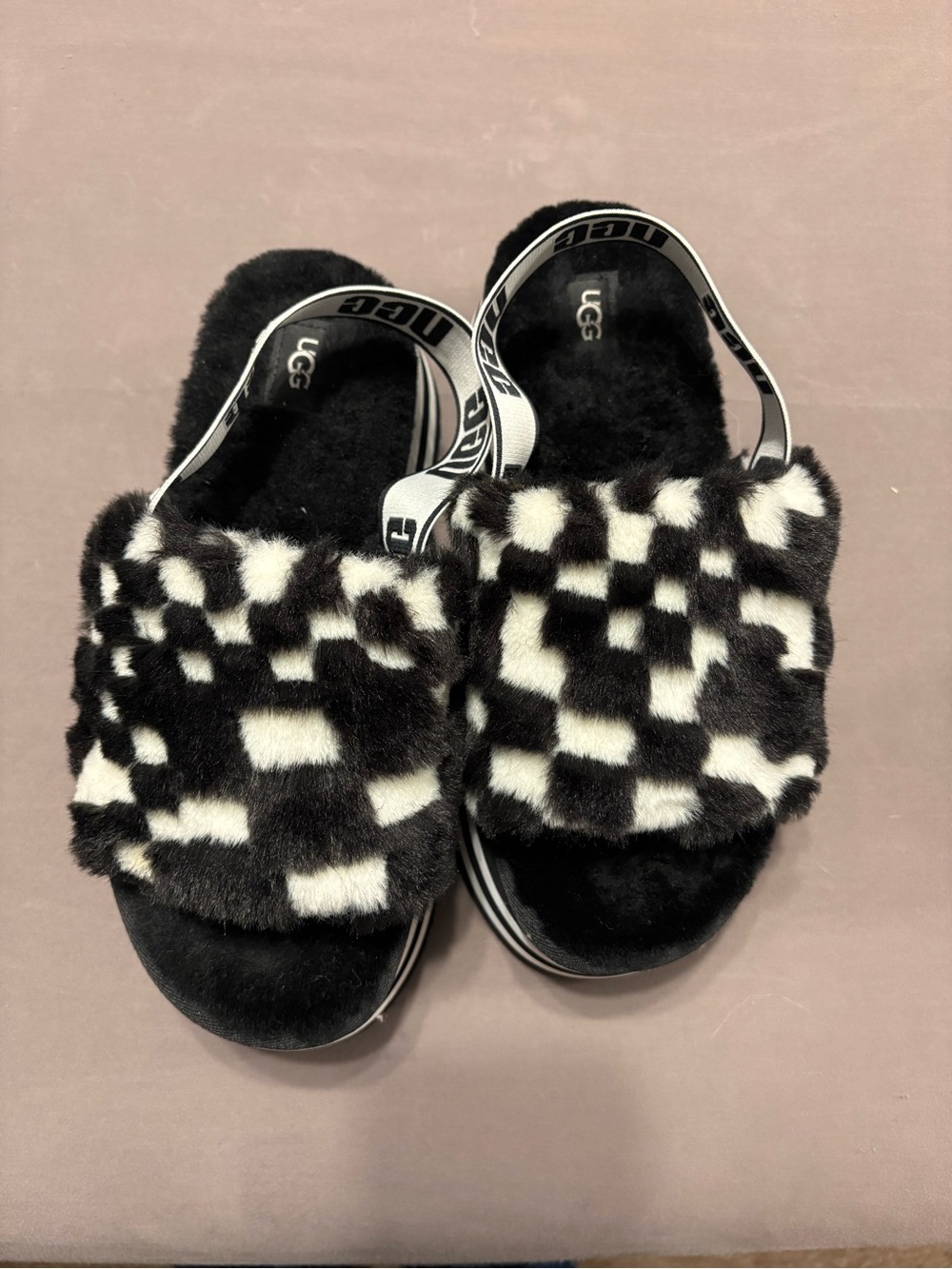 UGG Black & White Fuzzy Platform Slide Slippers with Branded Heel Strap - Picture 2 of 4